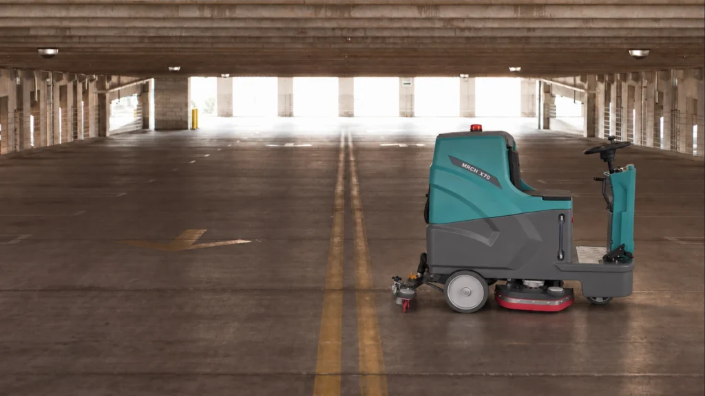 MRCH X70 in a parking cleaning environment — application illustration